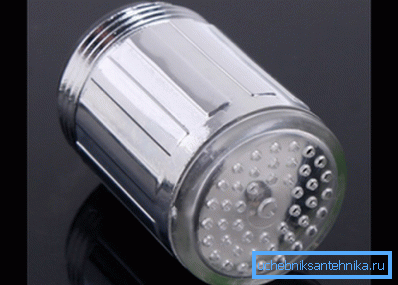 Osvetljeni aerator. Osvetljeni aerator.