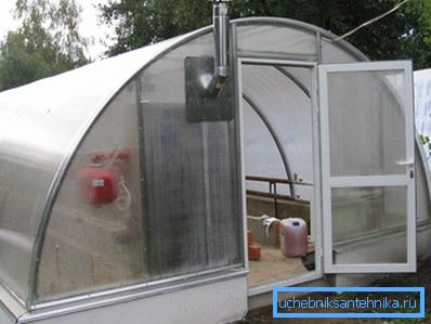 Automatska ventilacija polikarbonatnih plastenika Automatska ventilacija polikarbonatnih plastenika