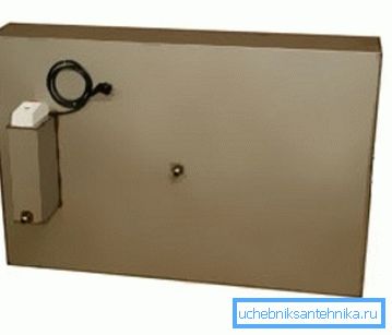 Rezervoar 200 litara za grijani tuš, obojen za zaštitu od spoljašnjih uticaja