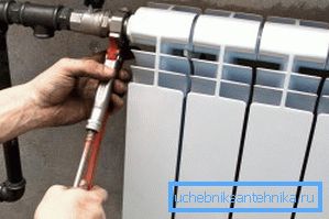 Bimetalni radijator savršeno pogodan za ugradnju u stanove sa sistemom centralnog grejanja Bimetalni radijator savršeno pogodan za ugradnju u stanove sa sistemom centralnog grejanja