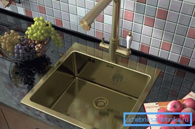 Bronzani sudoper za kuhinju - znak čvrstoće Bronzani sudoper za kuhinju - znak čvrstoće
