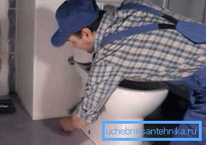 Kako biste izbjegli curenje toaletne posude, pratite pravila njegove instalacije. Kako biste izbjegli curenje toaletne posude, pratite pravila njegove instalacije.
