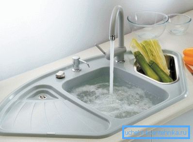Da biste se nosili sa plutom u cevima, morat ćete probati nekoliko tehnika. Da biste se nosili sa plutom u cevima, morat ćete probati nekoliko tehnika.