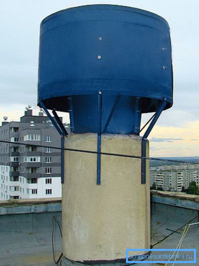 Deflektor ne samo da štiti, već i poboljšava ventilaciju. Deflektor ne samo da štiti, već i poboljšava ventilaciju.