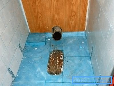 Rasklapanje toaletne posude Rasklapanje toaletne posude