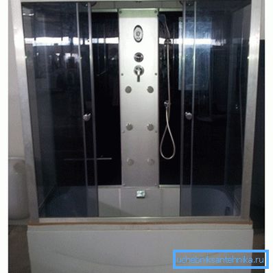 Tuš kabine sa kupatilom 150x70 - kompaktno rešenje za male sobe Tuš kabine sa kupatilom 150x70 - kompaktno rešenje za male sobe