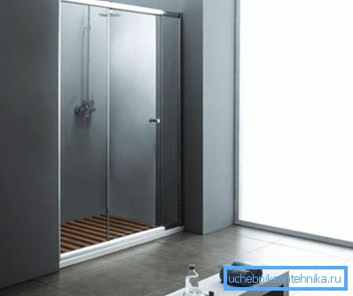 Tuš pločice sa zavjesima izgledaju veoma elegantno i sjajno za minimalistički enterijer. Tuš pločice sa zavjesima izgledaju veoma elegantno i sjajno za minimalistički enterijer.
