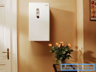 Električni bojler zahteva minimalnu pažnju. Električni bojler zahteva minimalnu pažnju.
