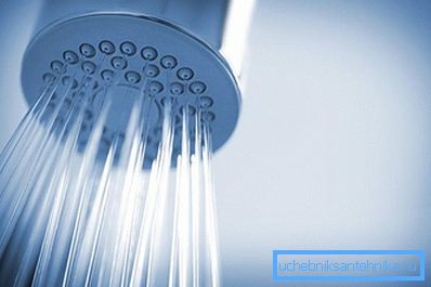 Vruća voda iz tuša Vruća voda iz tuša