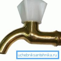 Mesingani ventil sa ventilom i izlivom Mesingani ventil sa ventilom i izlivom