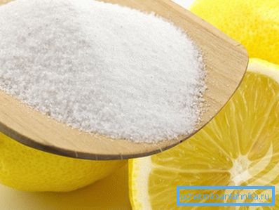 Citronska kiselina je savršena kombinacija abrazivnog i hemijskog reagensa. Citronska kiselina je savršena kombinacija abrazivnog i hemijskog reagensa.