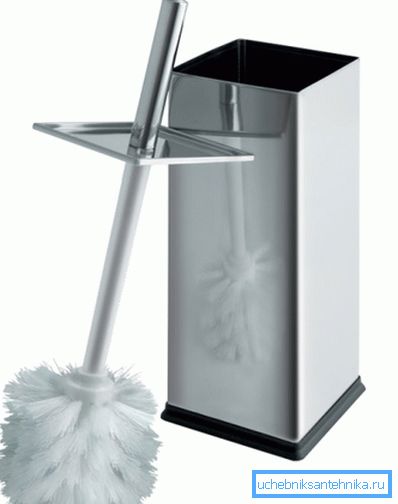 Metalna četka je skuplja, ali je izdržljiva i izdržljiva Metalna četka je skuplja, ali je izdržljiva i izdržljiva