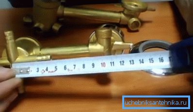Između ose 100 mm Između ose 100 mm