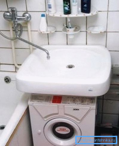 Miniaturna mašina. Miniaturna mašina.