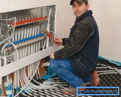 Aktivnosti montaže su složene i zahtevaju učešće stručnjaka. Aktivnosti montaže su složene i zahtevaju učešće stručnjaka.
