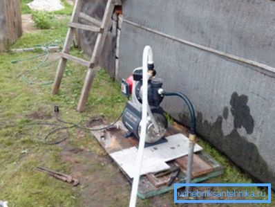Na slici - Abesinski bun sa pumpnom stanicom Na slici - Abesinski bun sa pumpnom stanicom