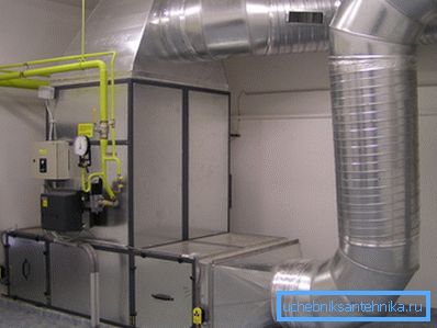 Na fotografiji - industrijski sistem za kontrolu temperature vazduha Na fotografiji - industrijski sistem za kontrolu temperature vazduha
