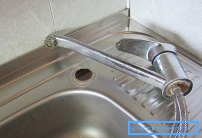 Na slici: možete zameniti neispravnu jedinicu za samo sat svojim vlastitim rukama.