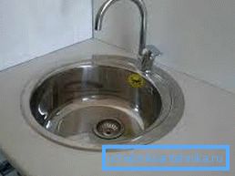 Model iznad glave od nerđajućeg čelika Model iznad glave od nerđajućeg čelika