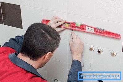 Izrada gornje horizontalne linije instalacije sanitarne opreme Izrada gornje horizontalne linije instalacije sanitarne opreme