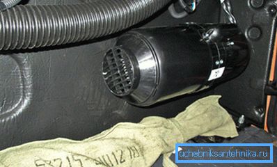 Grejač ugrađen u automobil Grejač ugrađen u automobil