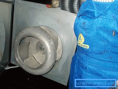 Prečišćena ventilacija i, kao rezultat toga, njegove visoke performanse Prečišćena ventilacija i, kao rezultat toga, njegove visoke performanse