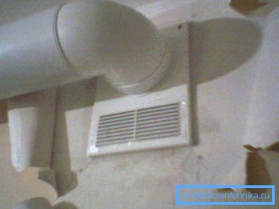 Plastične okrugle cevi za ventilaciju su prilično jednostavne za instalaciju.