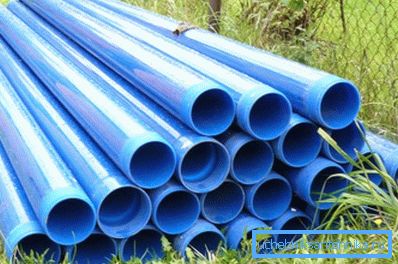 Plastično PVC kućište.