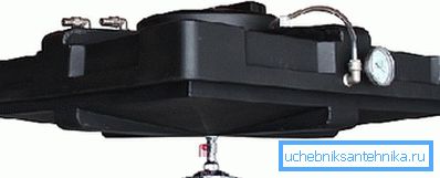 Plastični električni tuš rezervoar