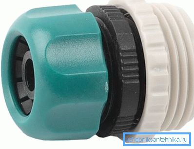 Plastična montaža za povezivanje mekog creva. Plastična montaža za povezivanje mekog creva.