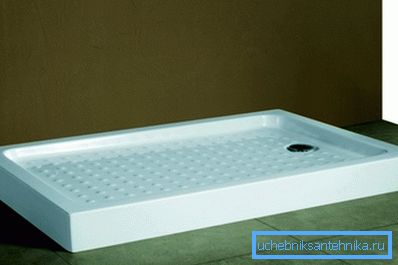 Paleta oslobađa prostor u kupatilu. Paleta oslobađa prostor u kupatilu.