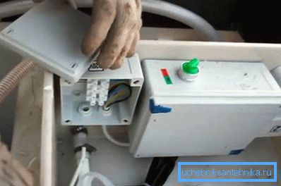 1159 Priključivanje električnog kabla u septični tank Topaz