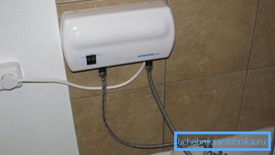 Za fiksnu instalaciju, pogodno je koristiti zasebnu slavinu za povezivanje. Za fiksnu instalaciju, pogodno je koristiti zasebnu slavinu za povezivanje.