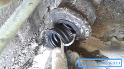 Gumeni adapter