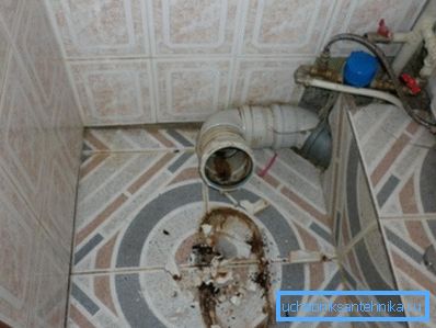 Kupatilo nakon demontaže Kupatilo nakon demontaže