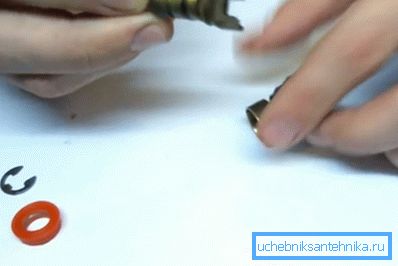 Štap treba očistiti i podmazati Štap treba očistiti i podmazati