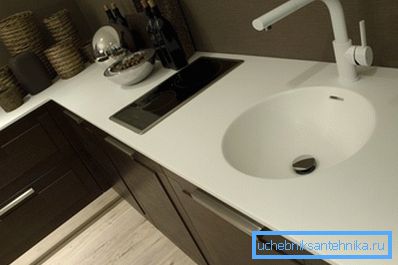 Countertop s umivaonikom - neobično rešenje za vašu kuhinju Countertop s umivaonikom - neobično rešenje za vašu kuhinju