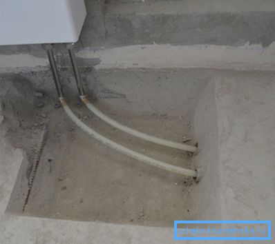 Cijevi su u gustini betona Cijevi su u gustini betona