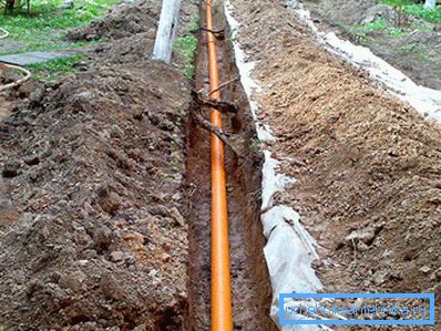 Stavite kanalizaciju na mesta gde u budućnosti ne postoji planirana izgradnja, niti postavljanje platforme za rekreaciju, parkiranje