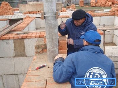 Instalacija betonske cijevi. Instalacija betonske cijevi.