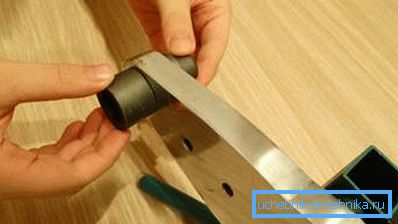 Instaliranje mlaznica pre nego što uključite lemilicu za lemljenje Instaliranje mlaznica pre nego što uključite lemilicu za lemljenje