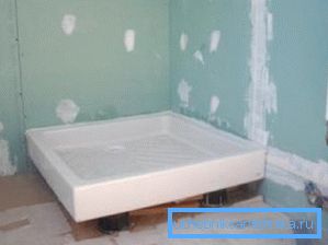 Instaliranje palete.