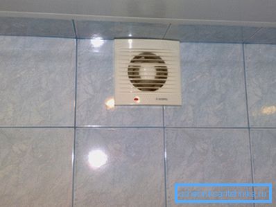 U gradskom stanu sasvim je dovoljno ugraditi izduvne ventilatore u ventilacione kanale. U gradskom stanu sasvim je dovoljno ugraditi izduvne ventilatore u ventilacione kanale.