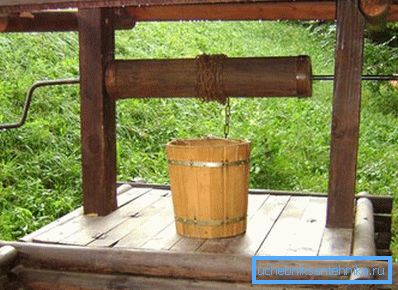 Na kraju kapije se ojačalo preko usta i isporučeno sa kablom sa kantom na kraju. Na kraju kapije se ojačalo preko usta i isporučeno sa kablom sa kantom na kraju.