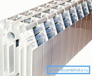 U malom grijaču nema potrebe za vertikalnim cevima. U malom grijaču nema potrebe za vertikalnim cevima.