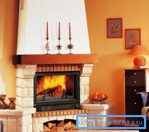 Za razliku od kotla, kamin se može instalirati u stambenom području. Za razliku od kotla, kamin se može instalirati u stambenom području.