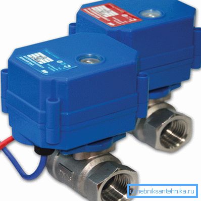 Opcija sa električnim upravljanjem servo. Opcija sa električnim upravljanjem servo.