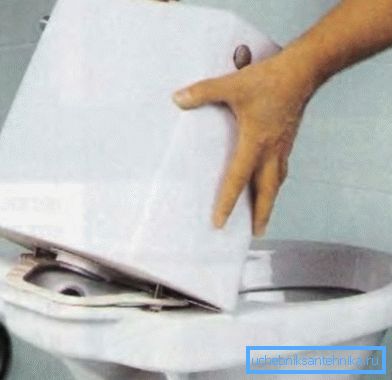 Prvo demontirajte, a zatim odlučite kako lepiti WC šolju Prvo demontirajte, a zatim odlučite kako lepiti WC šolju