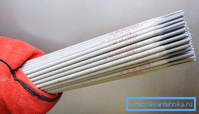 Odabrane su odgovarajuće elektrode. Odabrane su odgovarajuće elektrode.