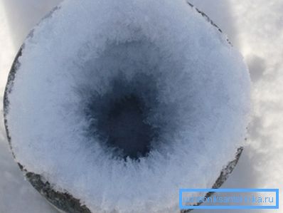 Šta učiniti ako je kanalizacija zamrznuta: 4 efikasna načina